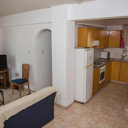 Mackenzy Holiday 202 Apartment *